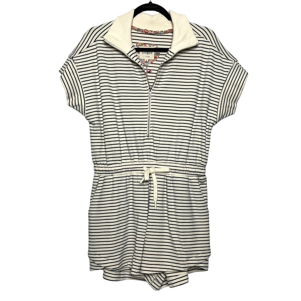 Umgee Striped Zip Front Romper Size Small Black Cream Casual Lounge One Piece